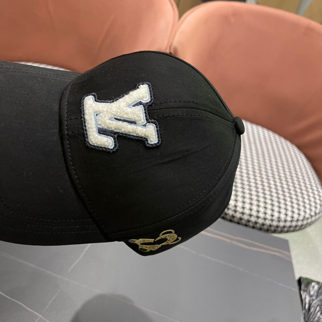 Louis Vuitton Caps